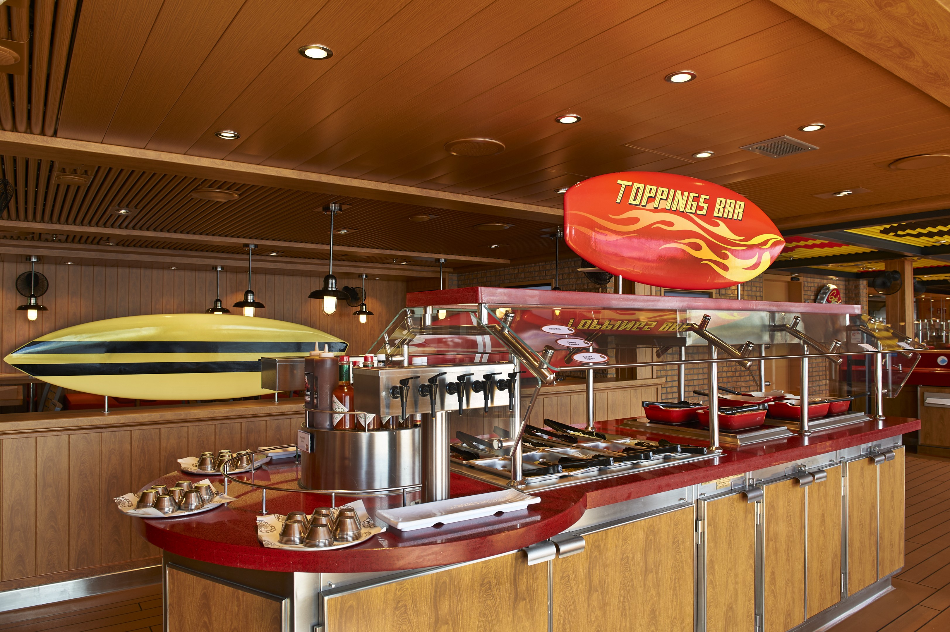 Carnival Mardi Gras - Guy's Burger Joint